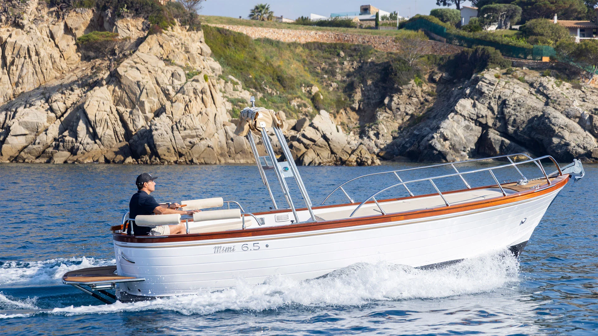 1-barco-nuevo-cantieri-mimi-libeccio-6-5-classic-navegando