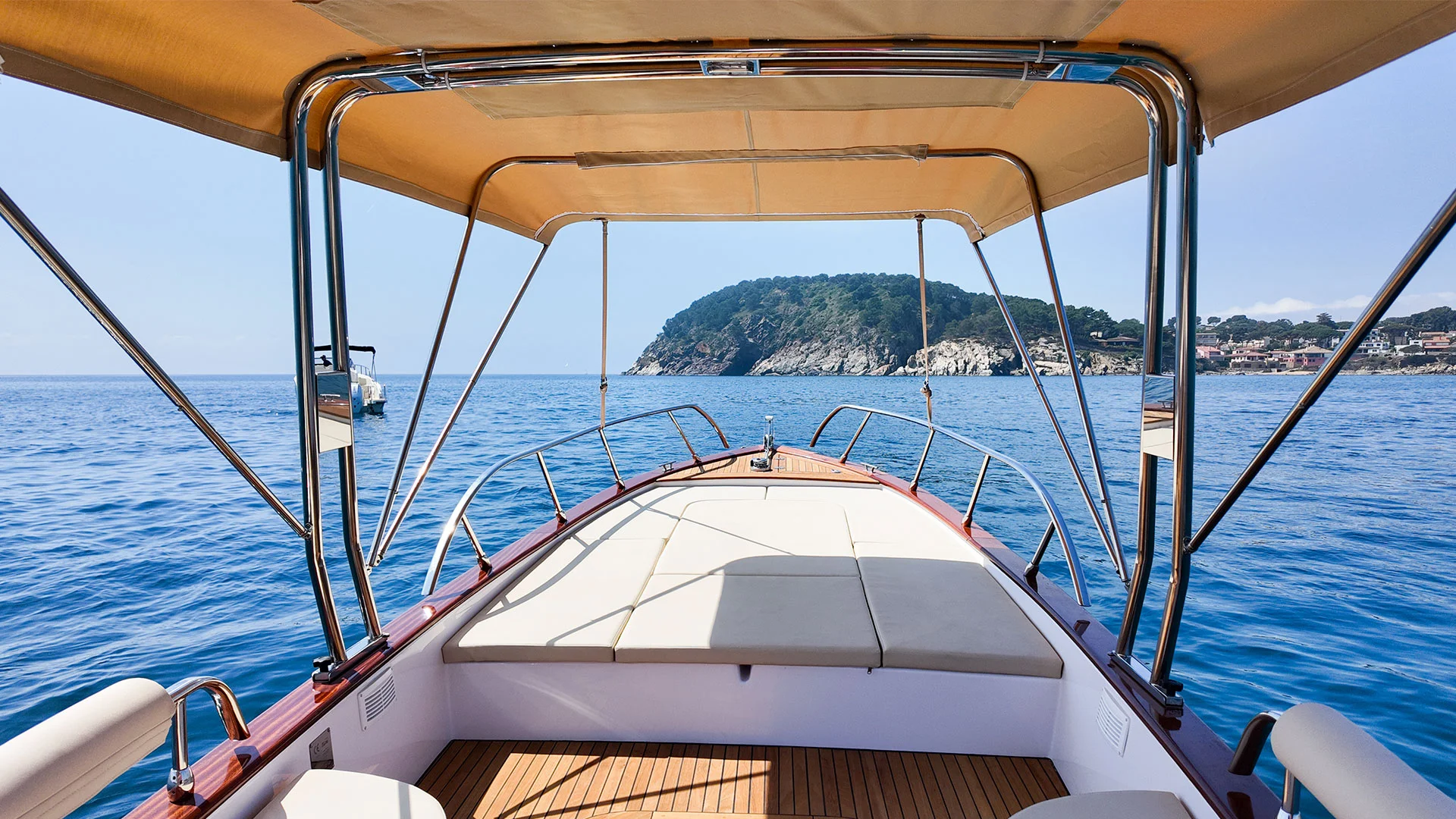 11-barco-nuevo-cantieri-mimi-libeccio-6-5-classic-toldo-bimini