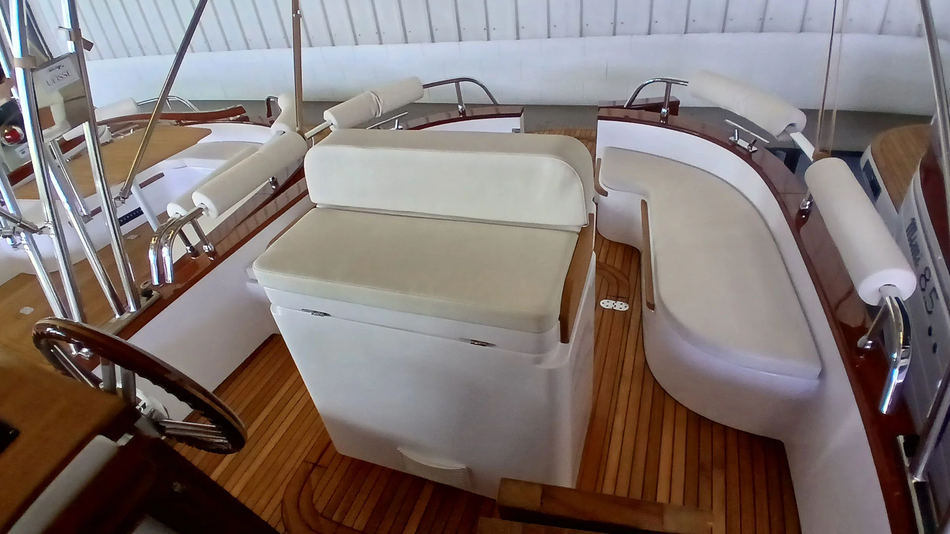 14-cantieri-mimi-libeccio-7-5-wa-bañera