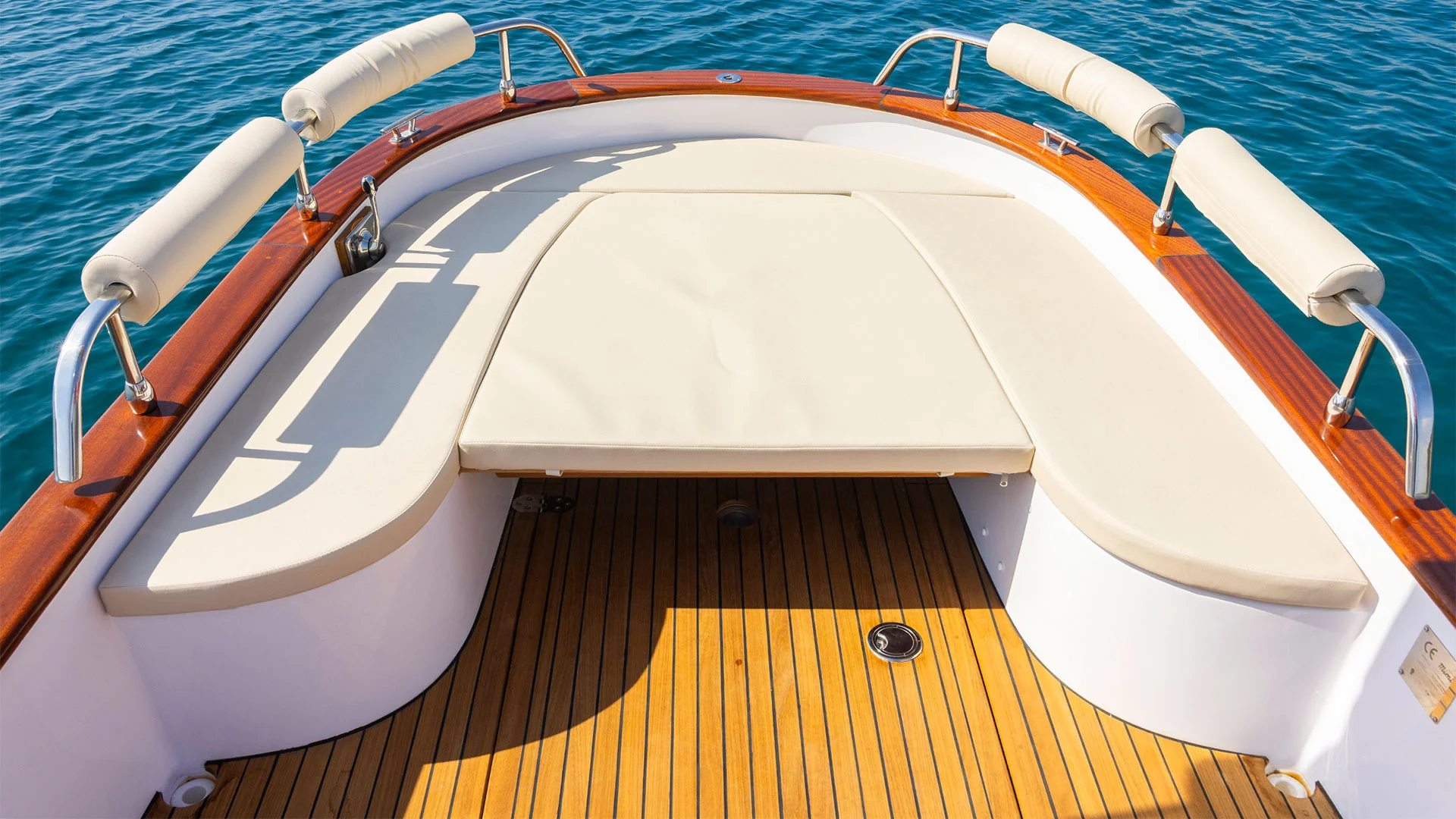 16-barco-nuevo.cantieri-mimi-libeccio-6-5-classic-vista-solarium-popa