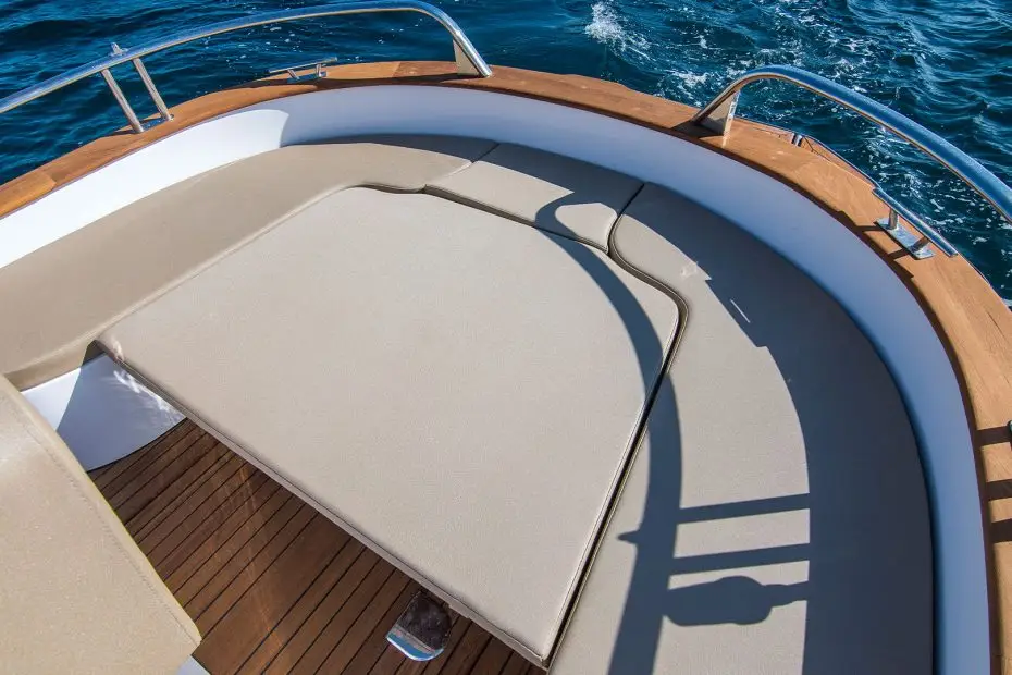 Cantieri Mimi Libeccio 7 CC - Solárium popa