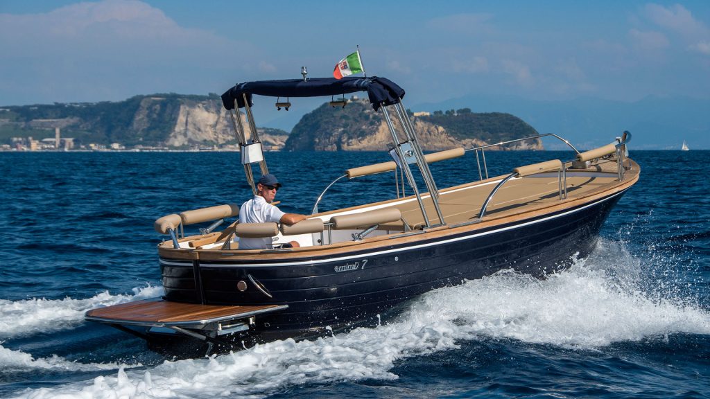 Cantieri Mimi Libeccio 7 Classic - Navegando a estribor