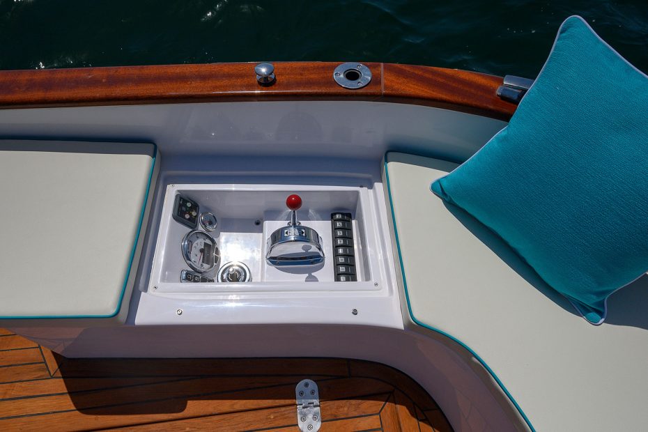 Cantieri Mimi Libeccio 8.5 Classic - Mando