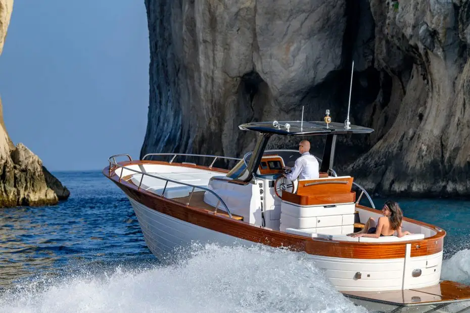 Cantieri Mimi Libeccio 9.5 WA -Navegando imagen principal