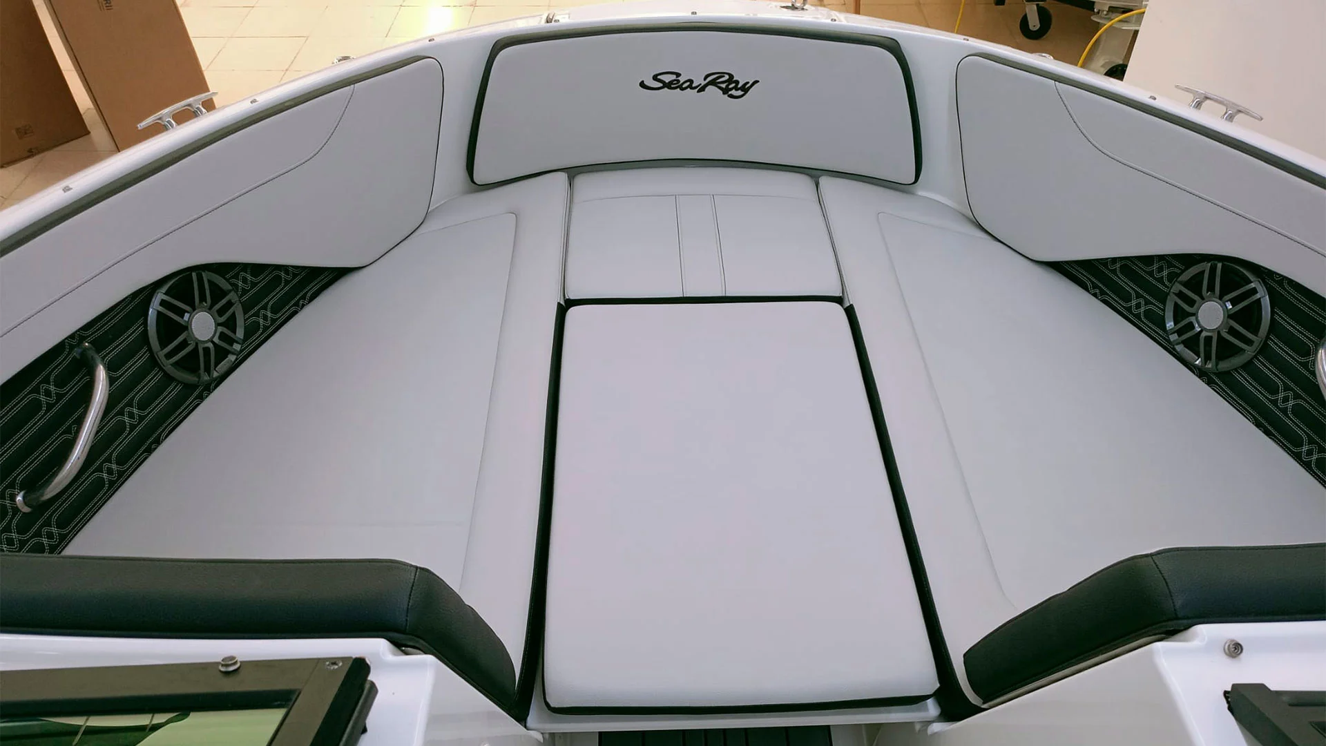 4-barco-de-segunda-mano-sea-ray-spx-190-ob-solarium