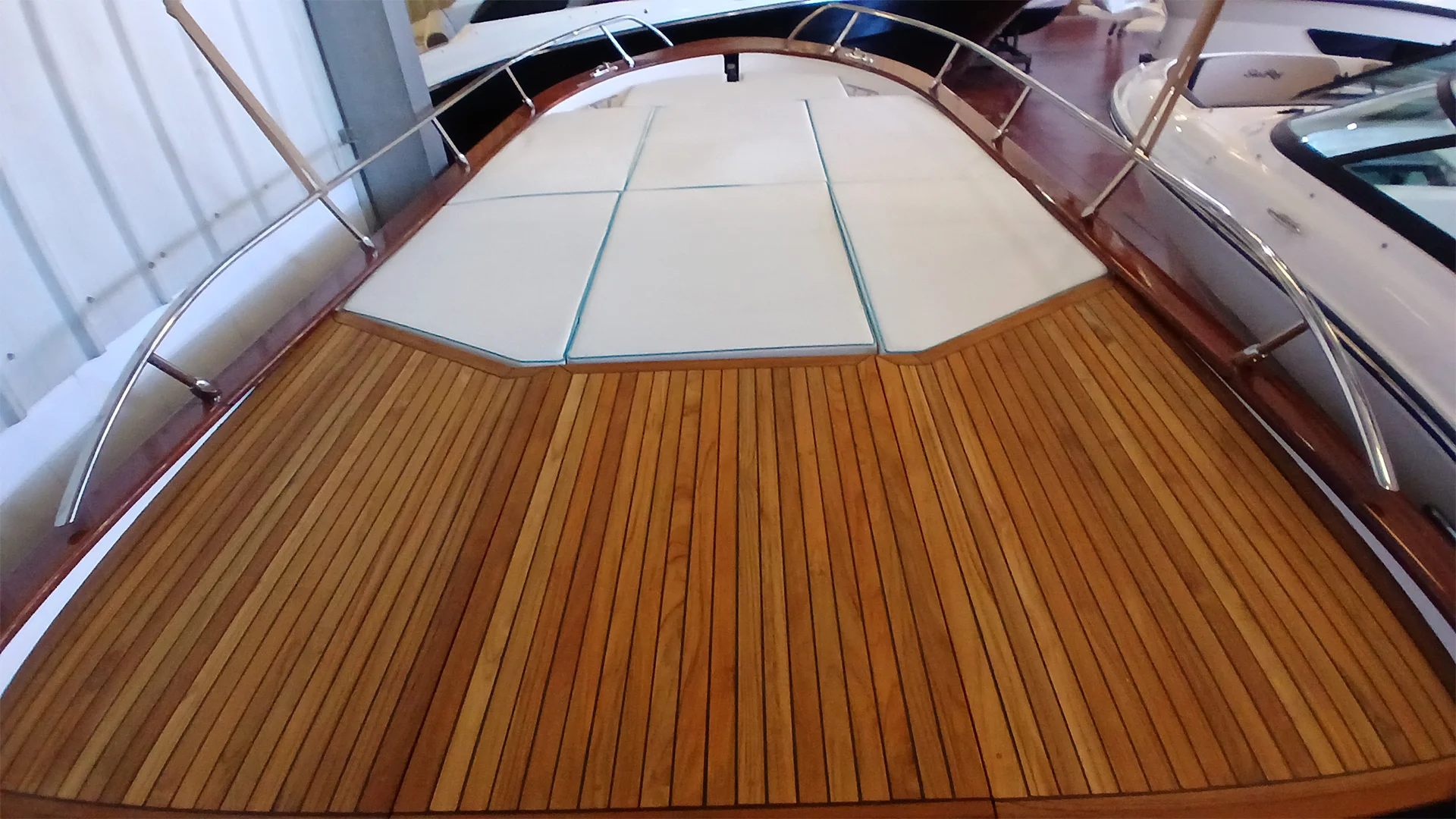 7-cantieri-mimi-libeccio-8-5-classic-nuevo-solarium