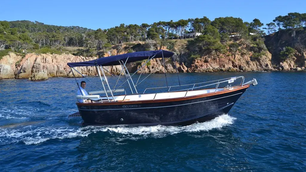 Cantieri Mimi Libeccio 6.5 Classic - Travesía Costa Brava próximamente en stock