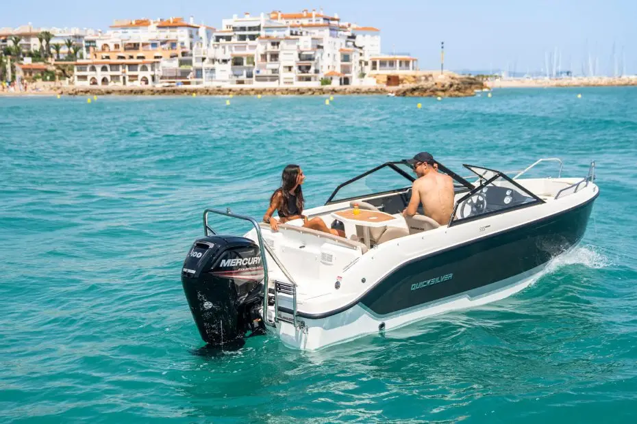 Quicksilver Activ 555 Bowrider - Bonita vista