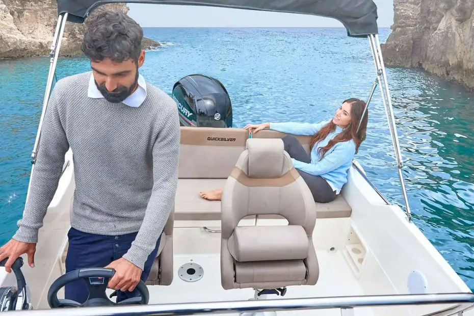 Quicksilver Activ 605 Sundeck - Bañera