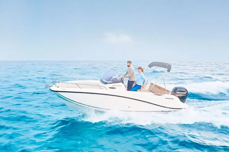 Quicksilver Activ 605 Sundeck - Vista lateral