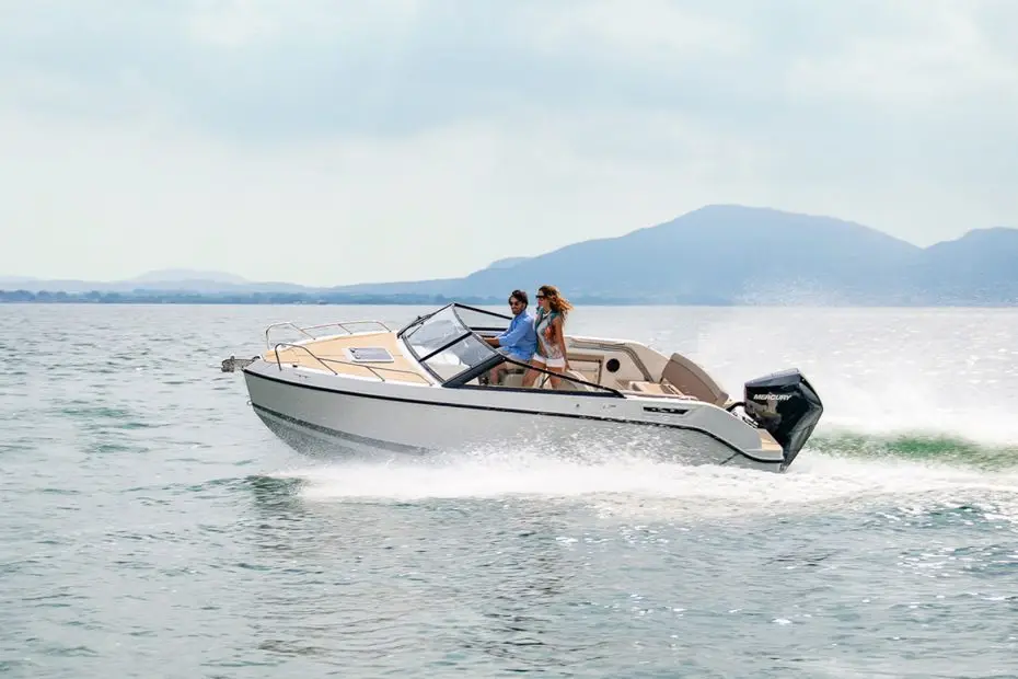 Quicksilver Activ 675 Cruiser - Navegando