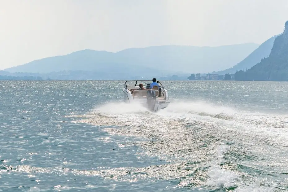 Quicksilver Activ 675 Cruiser - Vista lejana
