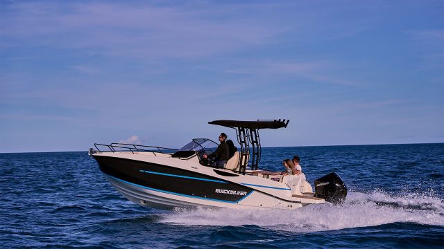 Quicksilver Activ 805 Open - Navegando entrega inmediata