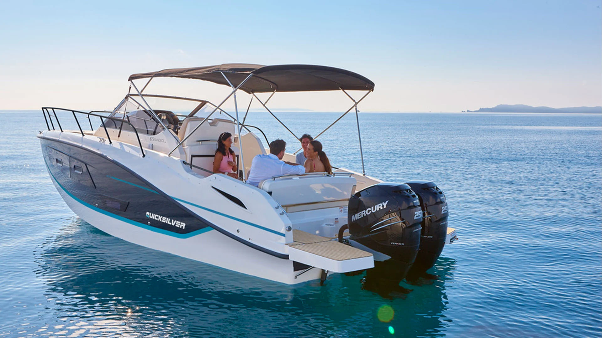 Quicksilver-costa-brava-activ-875-sundeck-casco-color-azul