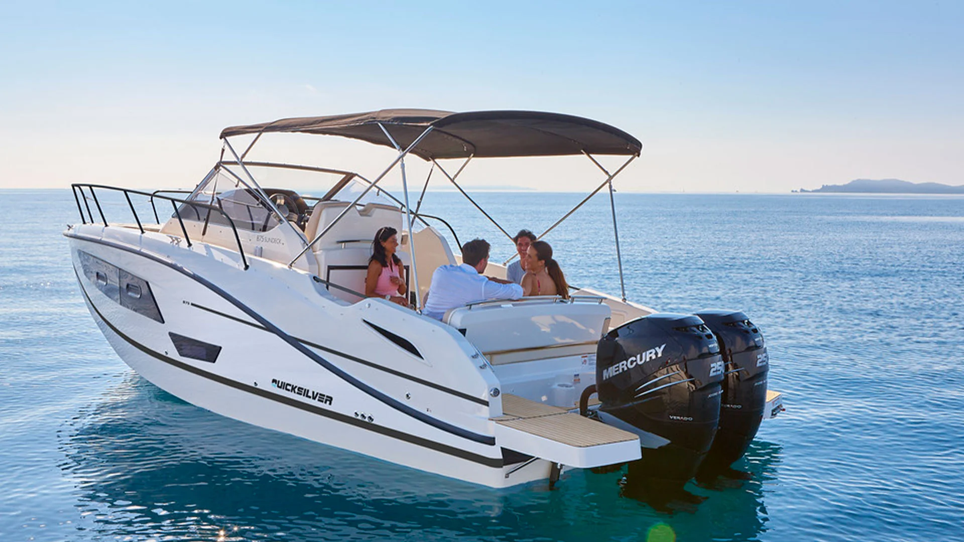 Quicksilver-costa-brava-activ-875-sundeck-casco-color-blanco