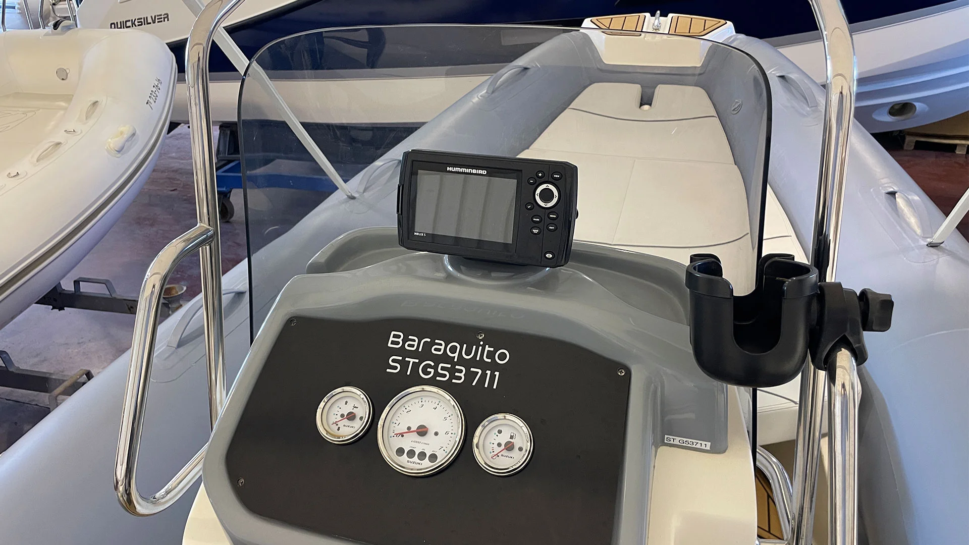 barco-de-ocasion-bwa-sport-19-gt-consola