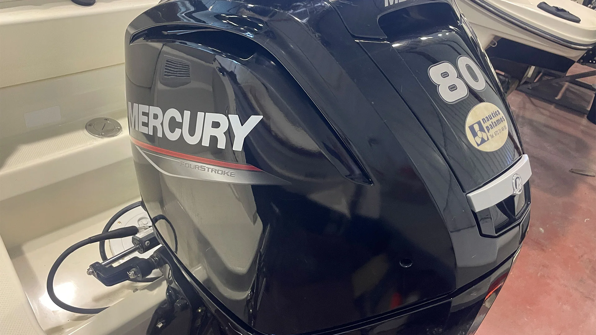 barco-de-ocasion-quicksilver-activ-505-open-primer-plano-mercury