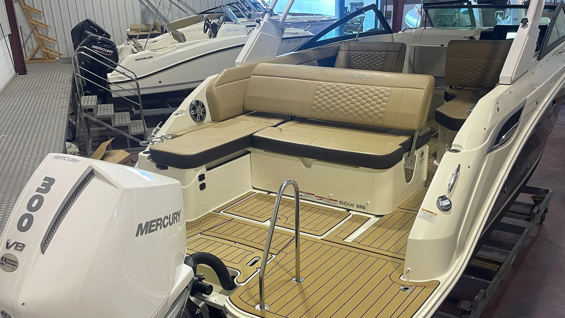barco-de-ocasion-sea-ray-sdx-250-ob-desde-popa