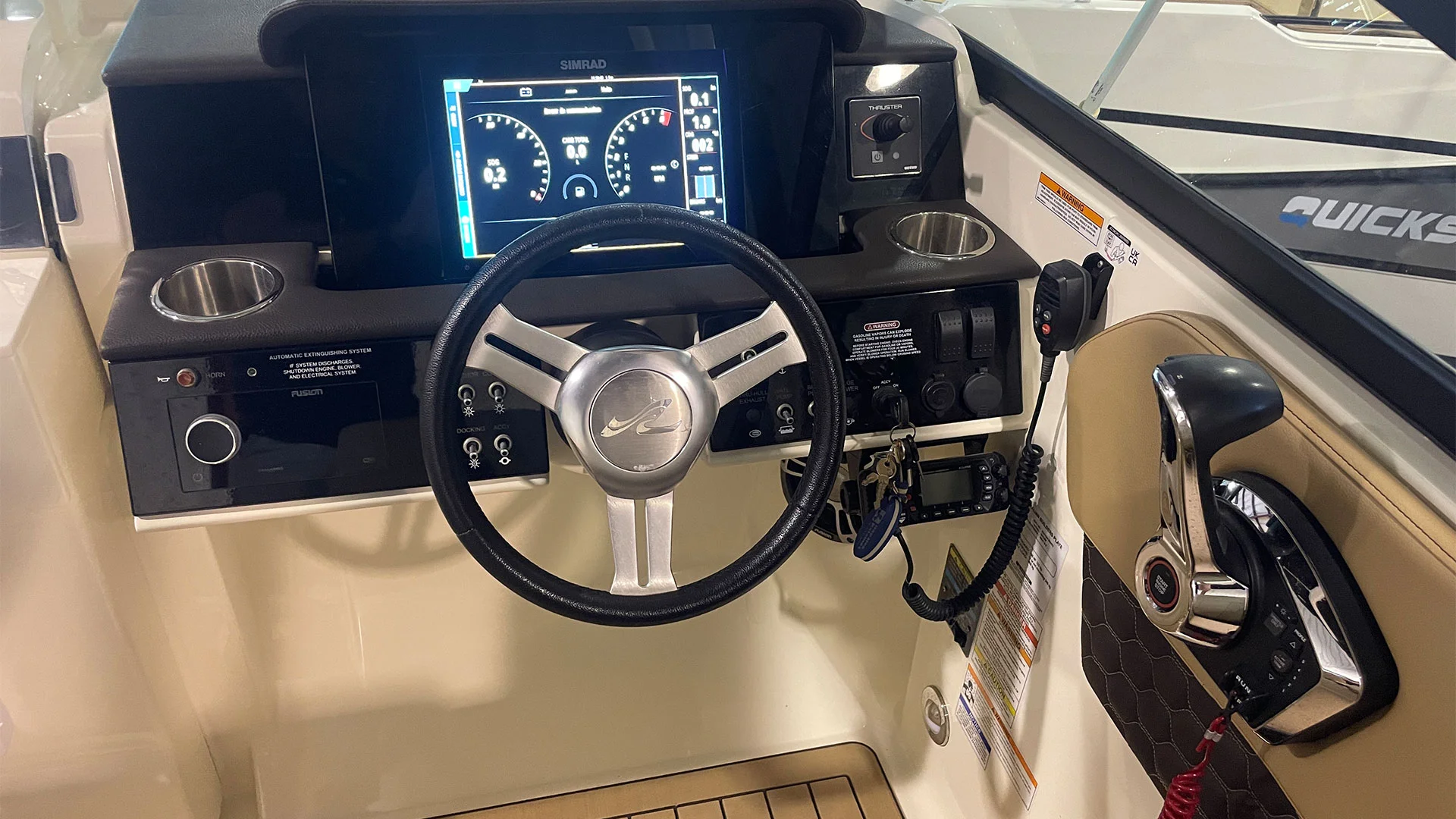 barco-de-ocasion-sea-ray-sdx-250-ob-volante