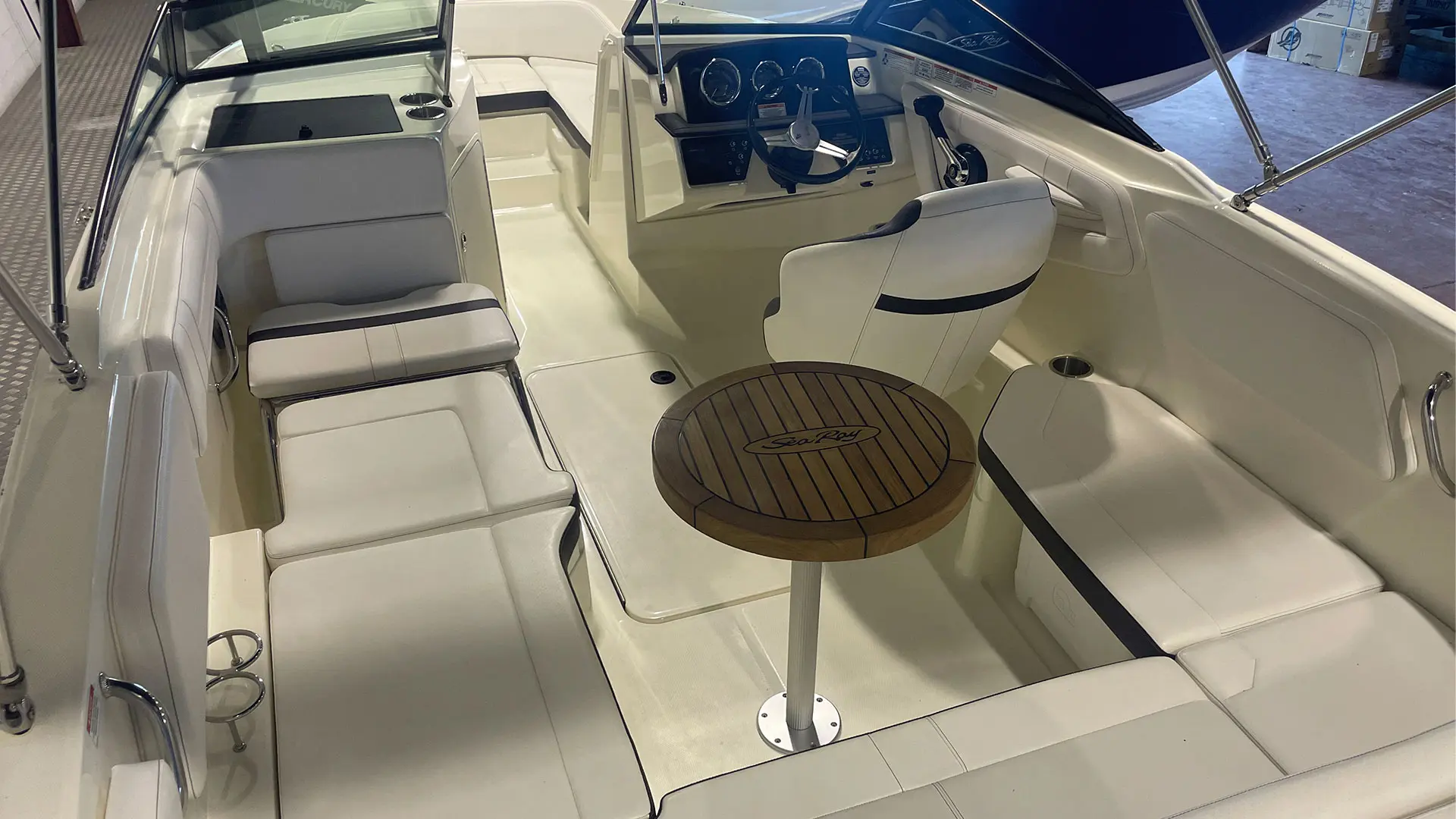 Barco de ocasión Sea Ray SPX 210 - Bañera