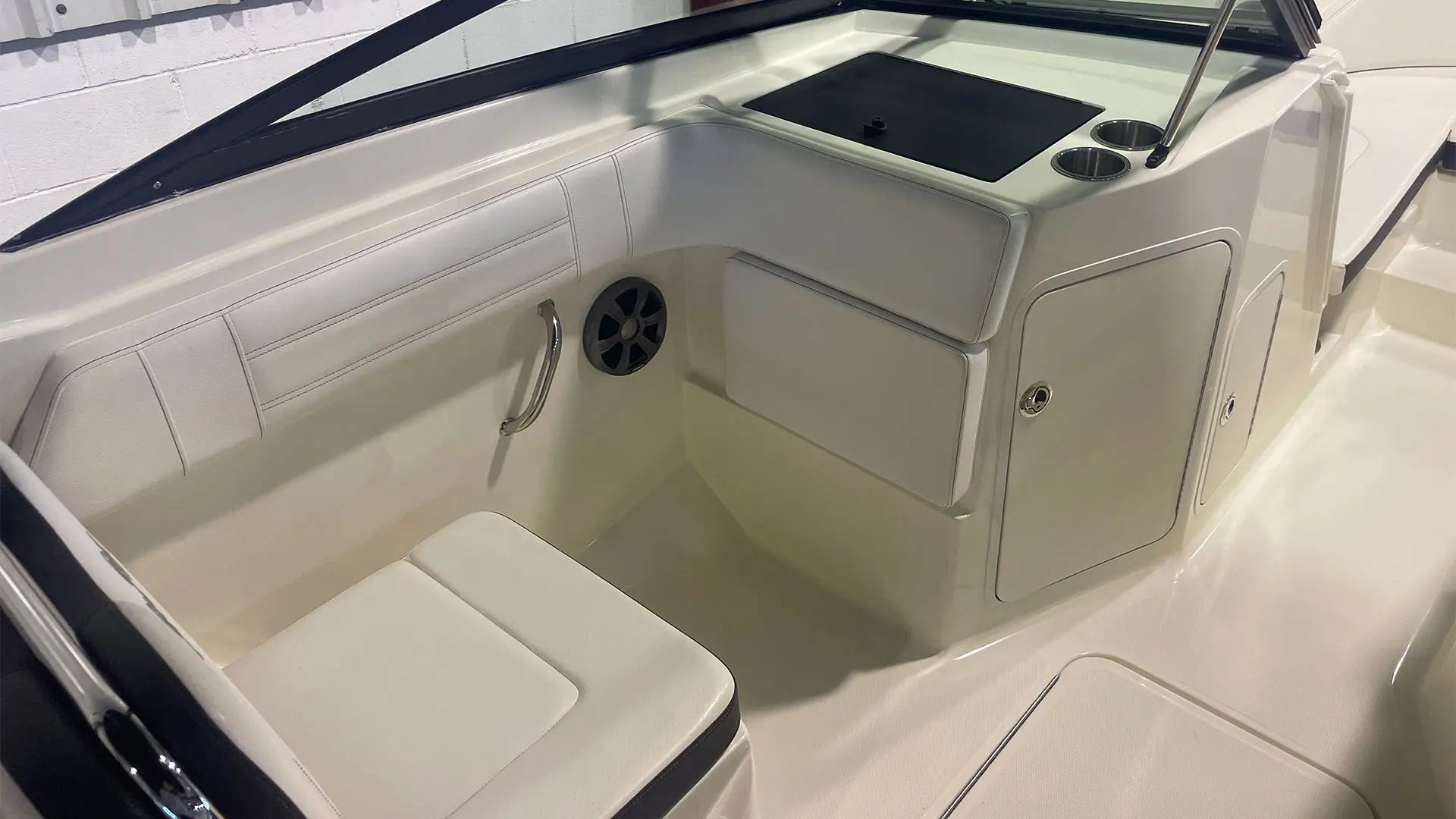 Barco de ocasión Sea Ray SPX 210 - Zona copiloto