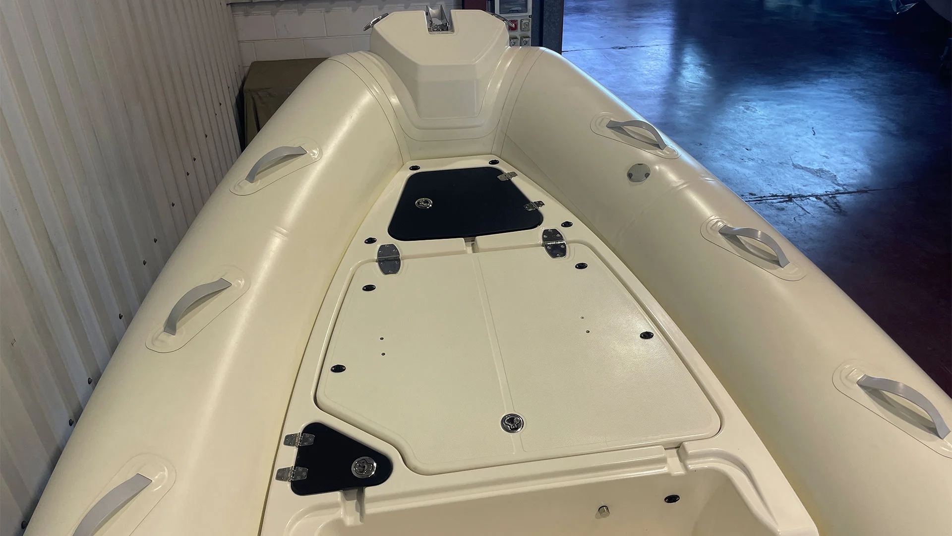 barco-de-ocasion-zodiac-medline-6-8-neo-proa