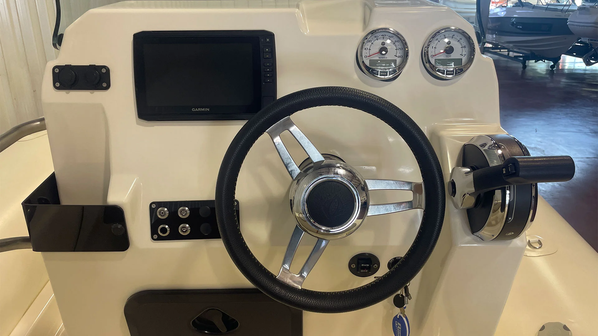 barco-de-ocasion-zodiac-medline-6-8-neo-vista-consola