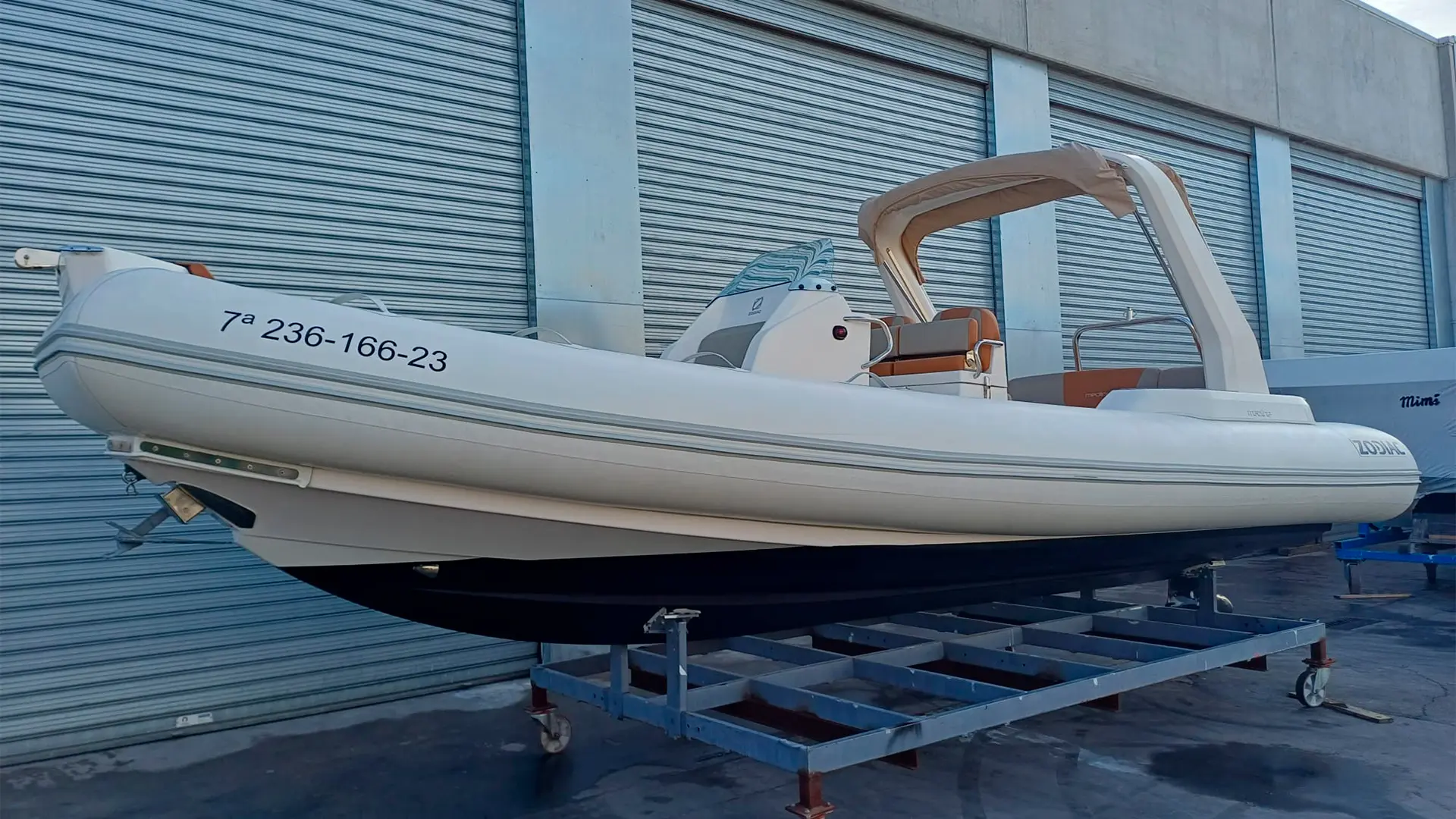 Barco de ocasión Zodiac Medline 7.5 - Casco