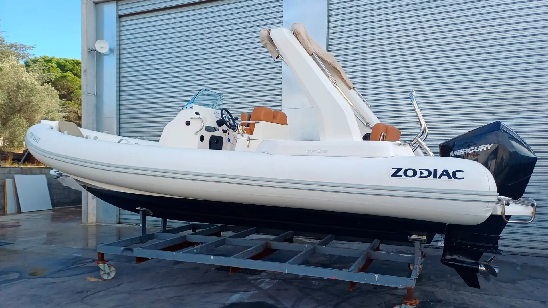 Barco de ocasión Zodiac Medline 7.5 - En exposición