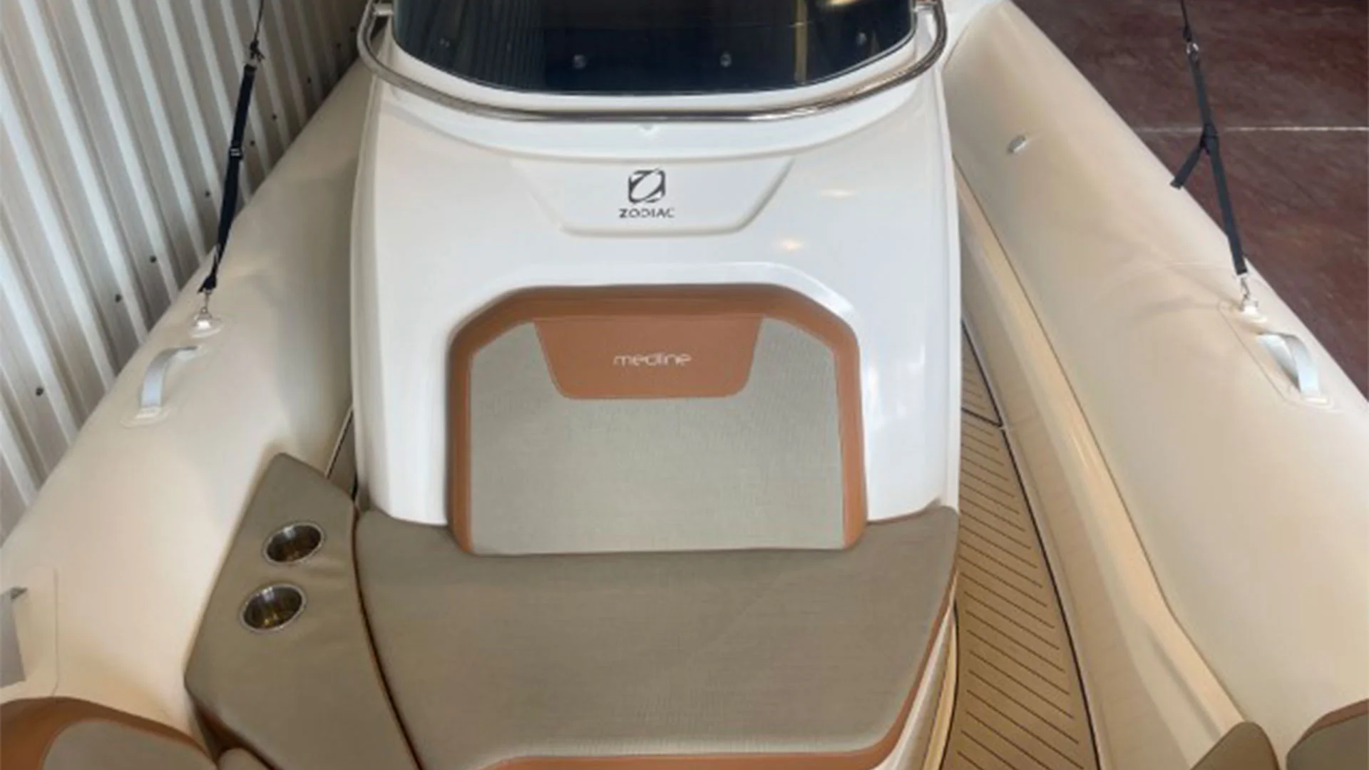 barco-de-ocasion-zodiac-medline-9-asiento-proa