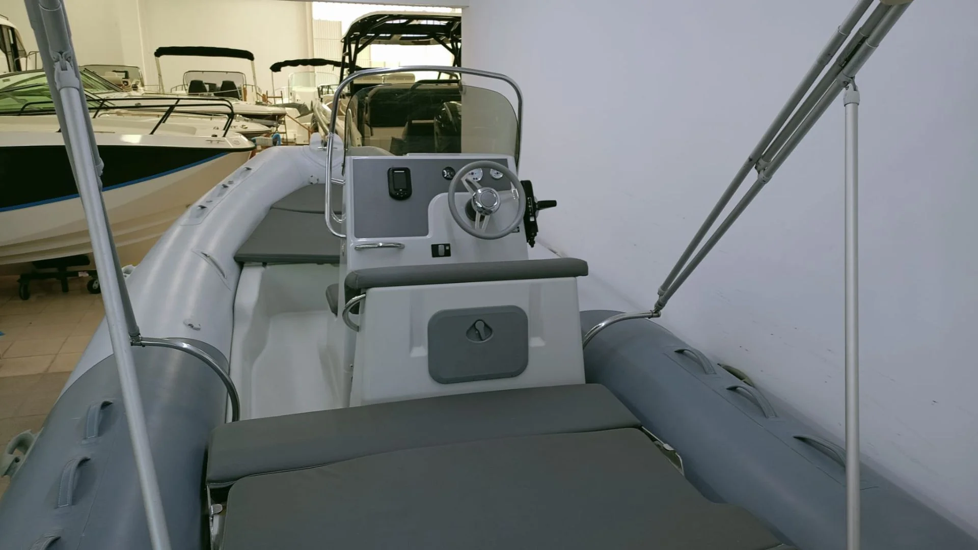 barco-de-ocasion-zodiac-medline-solarium-popa