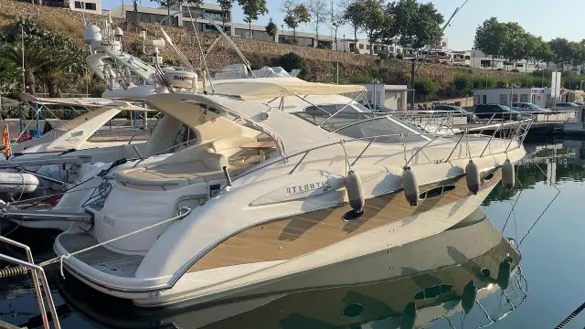 Barco de segunda mano Atlantis 42 - Imagen principal