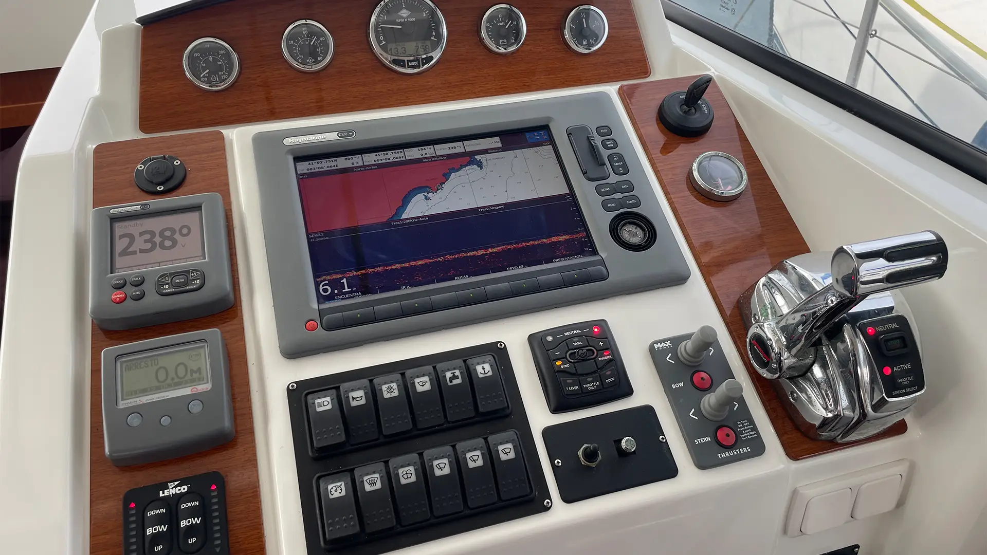 Barco de segunda mano Beneteau Swift Trawler 34 S - Panel