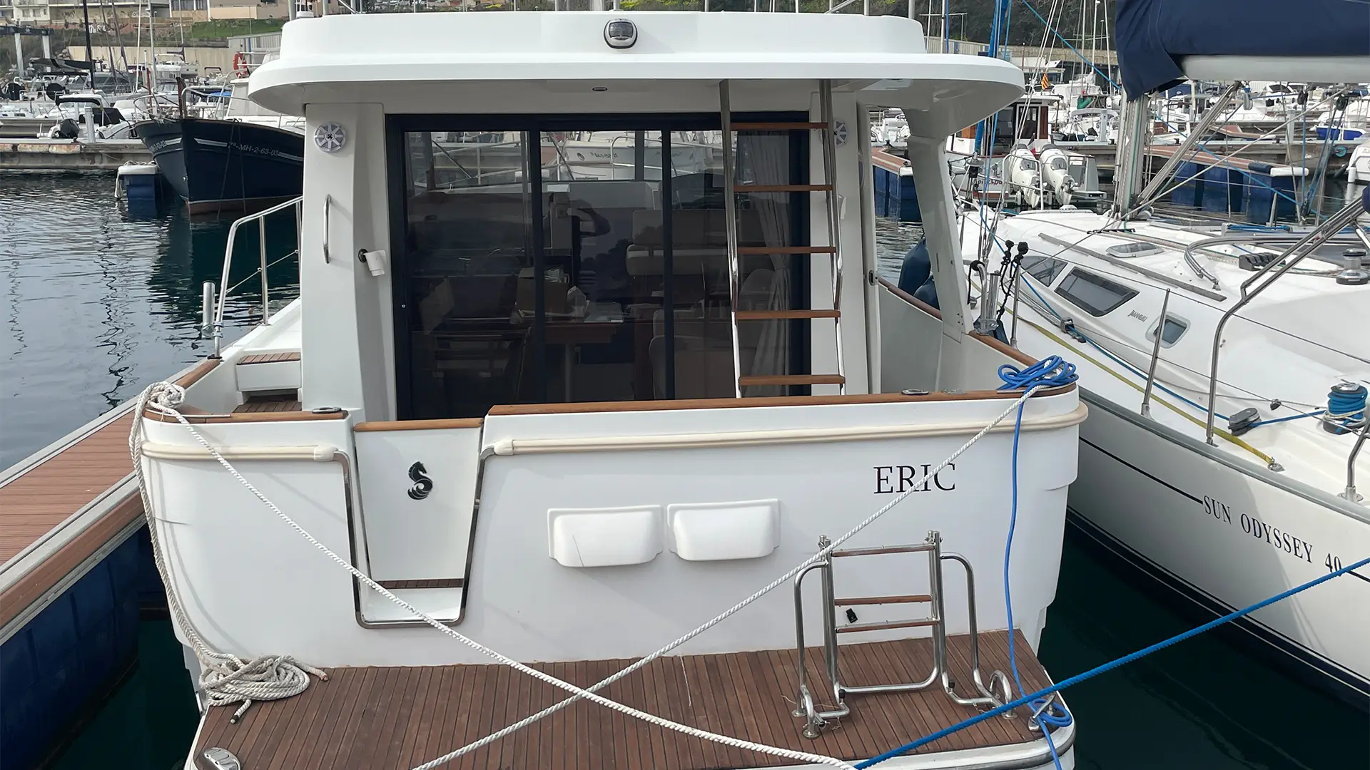 Barco de segunda mano Beneteau Swift Trawler 34 S - Popa