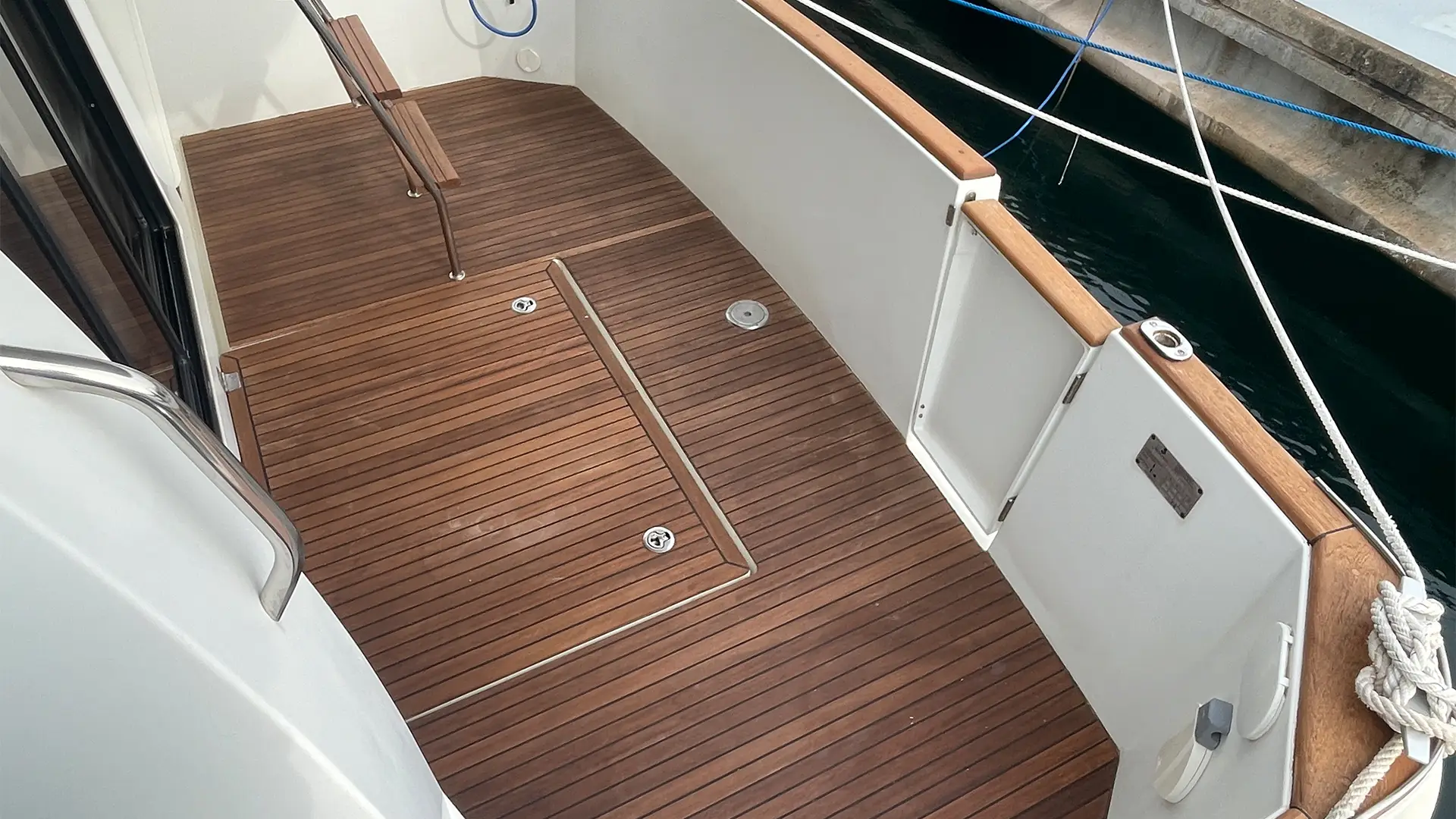 Barco de segunda mano Beneteau Swift Trawler 34 S - Zona popa