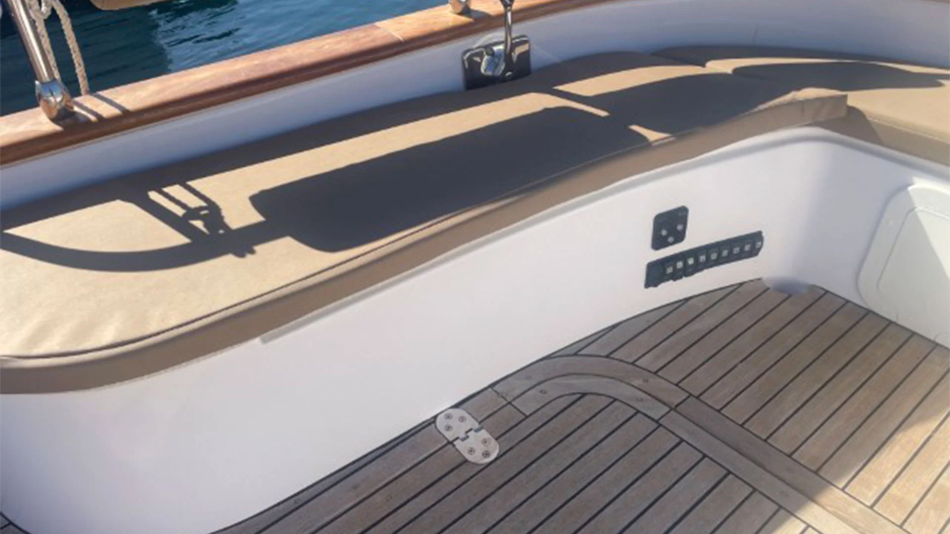 barco-de-segunda-mano-cantieri-mimi-libeccio-6-5-classic-controles