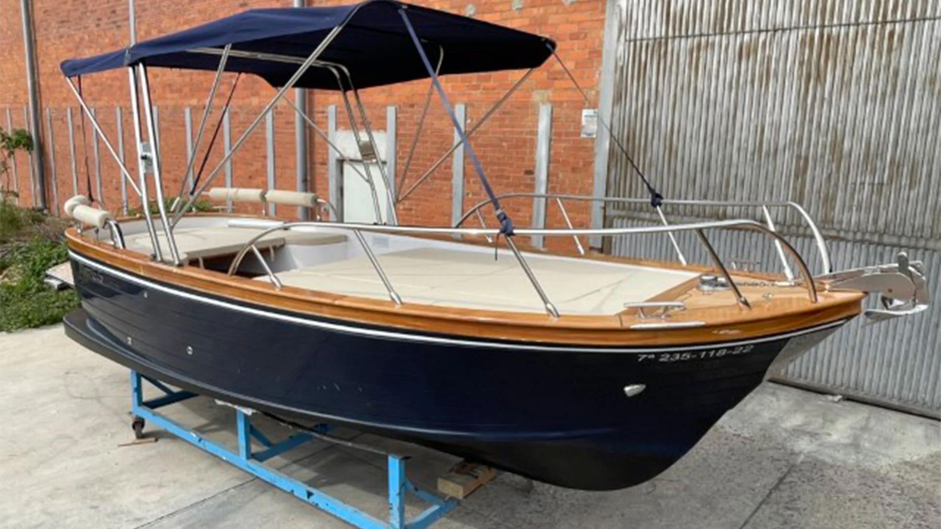 barco-de-segunda-mano-cantieri-mimi-libeccio-6-5-classic-en-venta