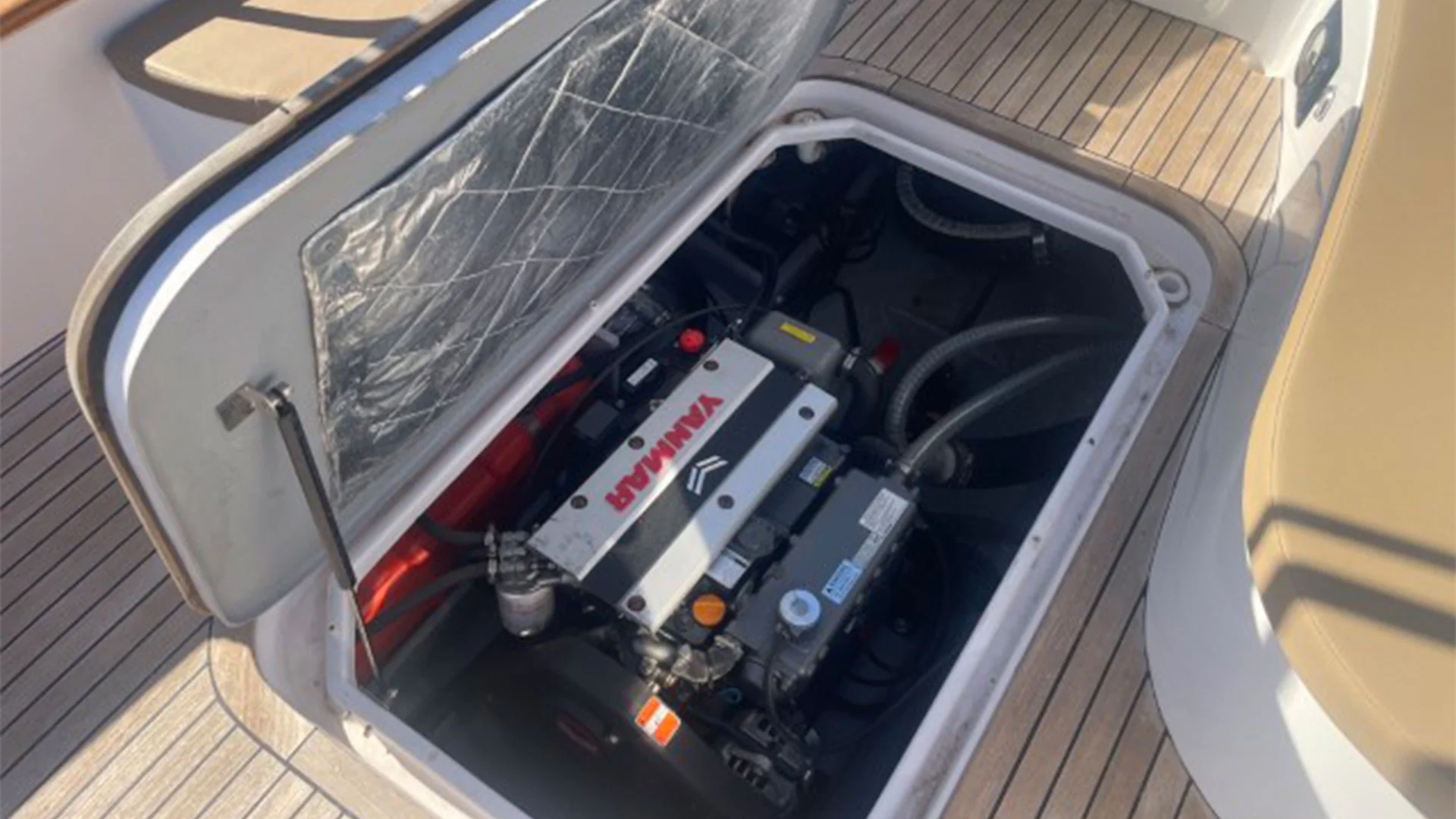 barco-de-segunda-mano-cantieri-mimi-libeccio-6-5-classic-motor-yanmar