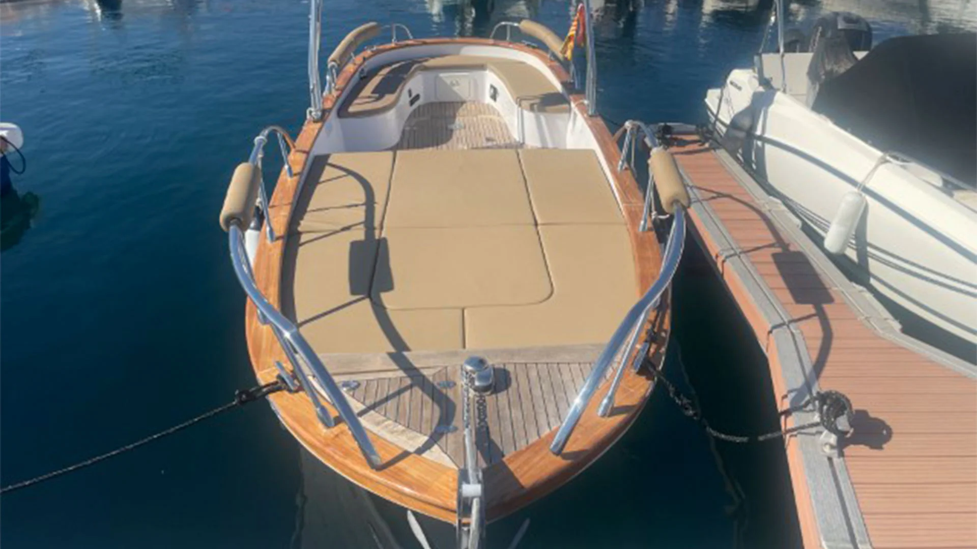 barco-de-segunda-mano-cantieri-mimi-libeccio-6-5-classic-vista-proa