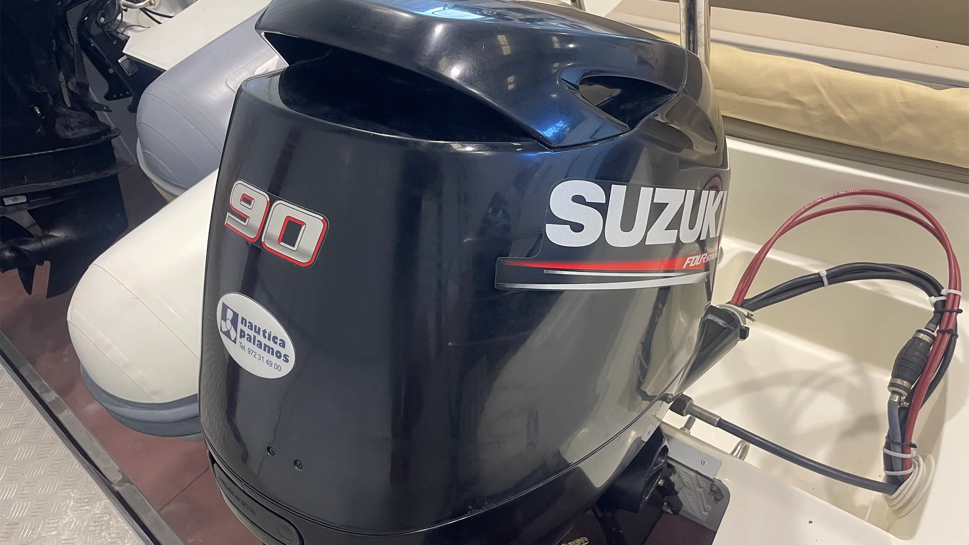 barco-de-segunda-mano-capelli-tempest-530-motor-fueraborda-suzuki