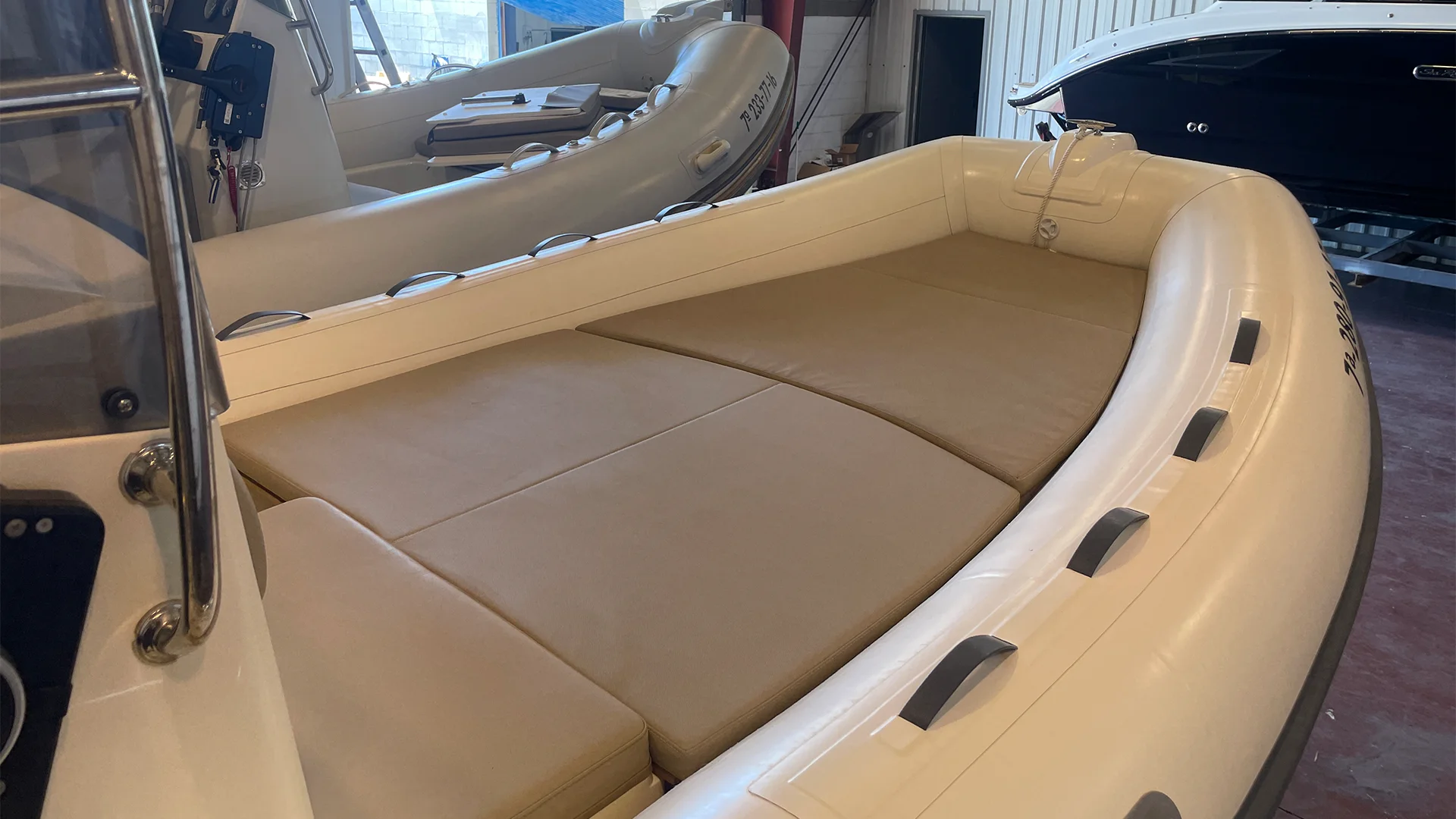 barco-de-segunda-mano-capelli-tempest-530-vista-solarium