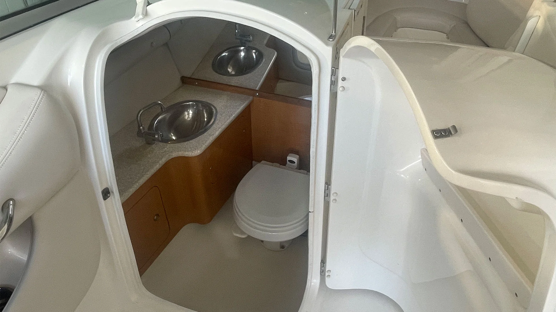 barco-de-segunda-mano-chaparral-256-ssi-wc