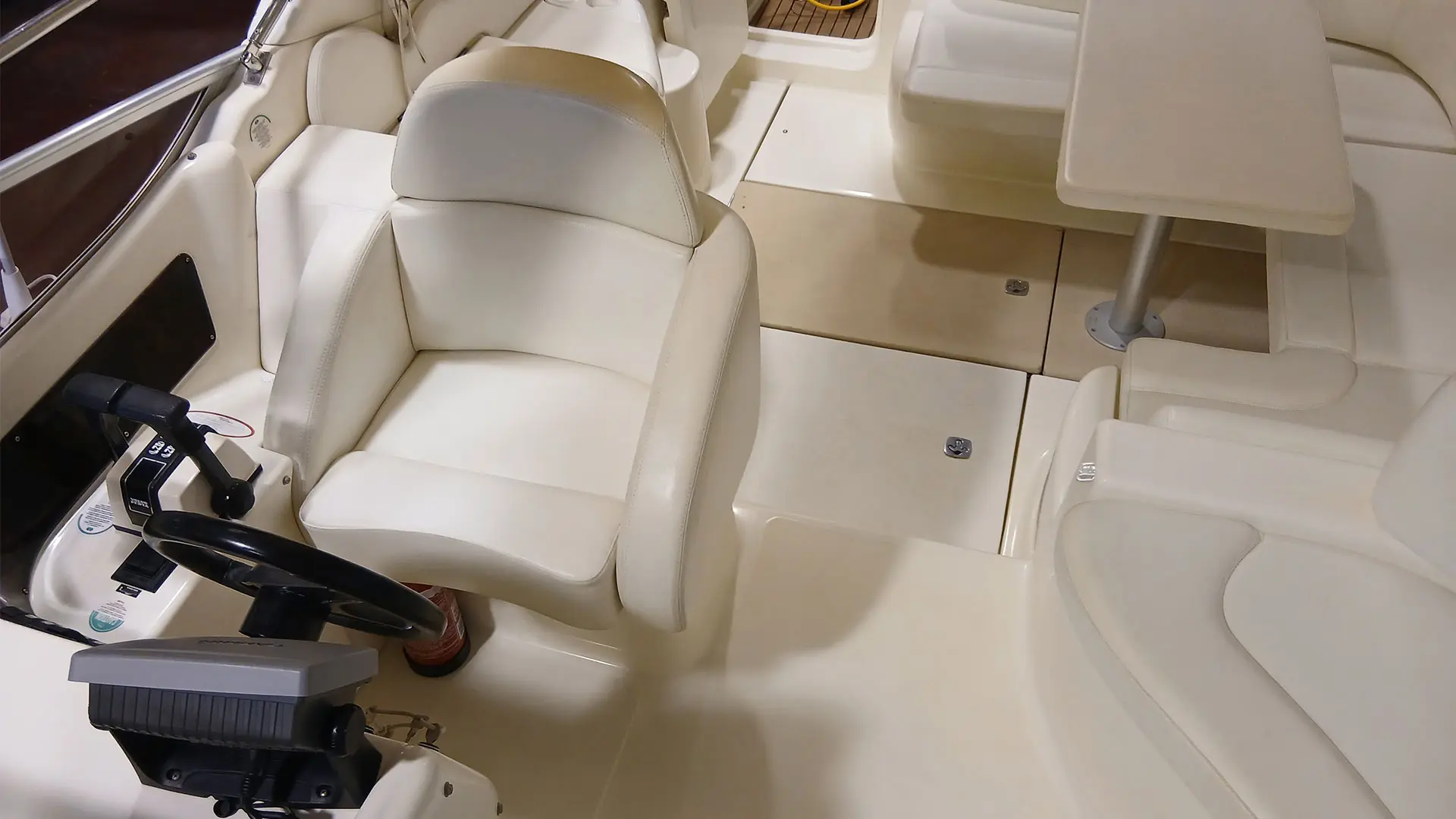 Barco de segunda mano Cranchi Giada 30 - Asiento piloto