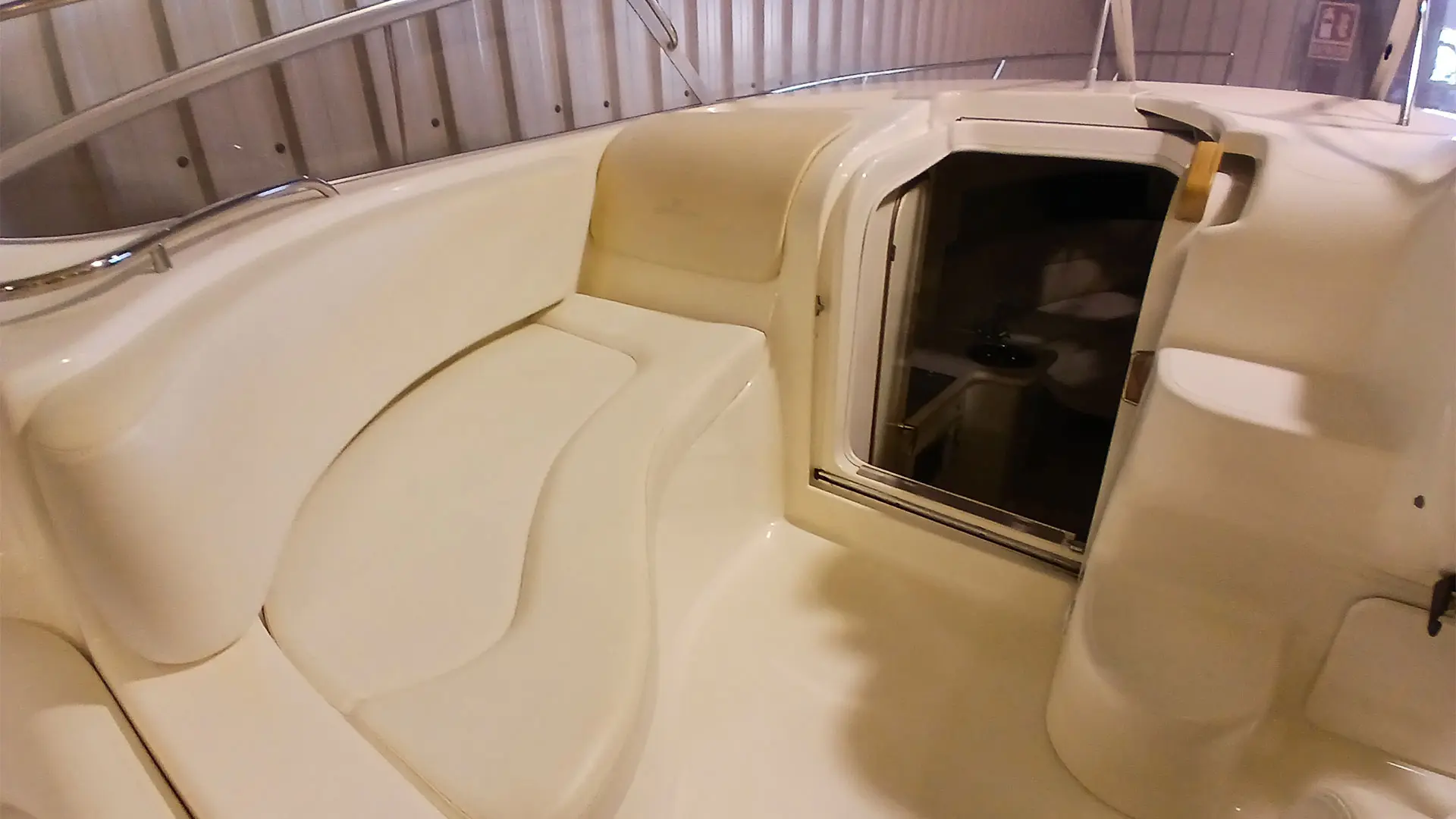 Barco de segunda mano Cranchi Giada 30 - Escalera