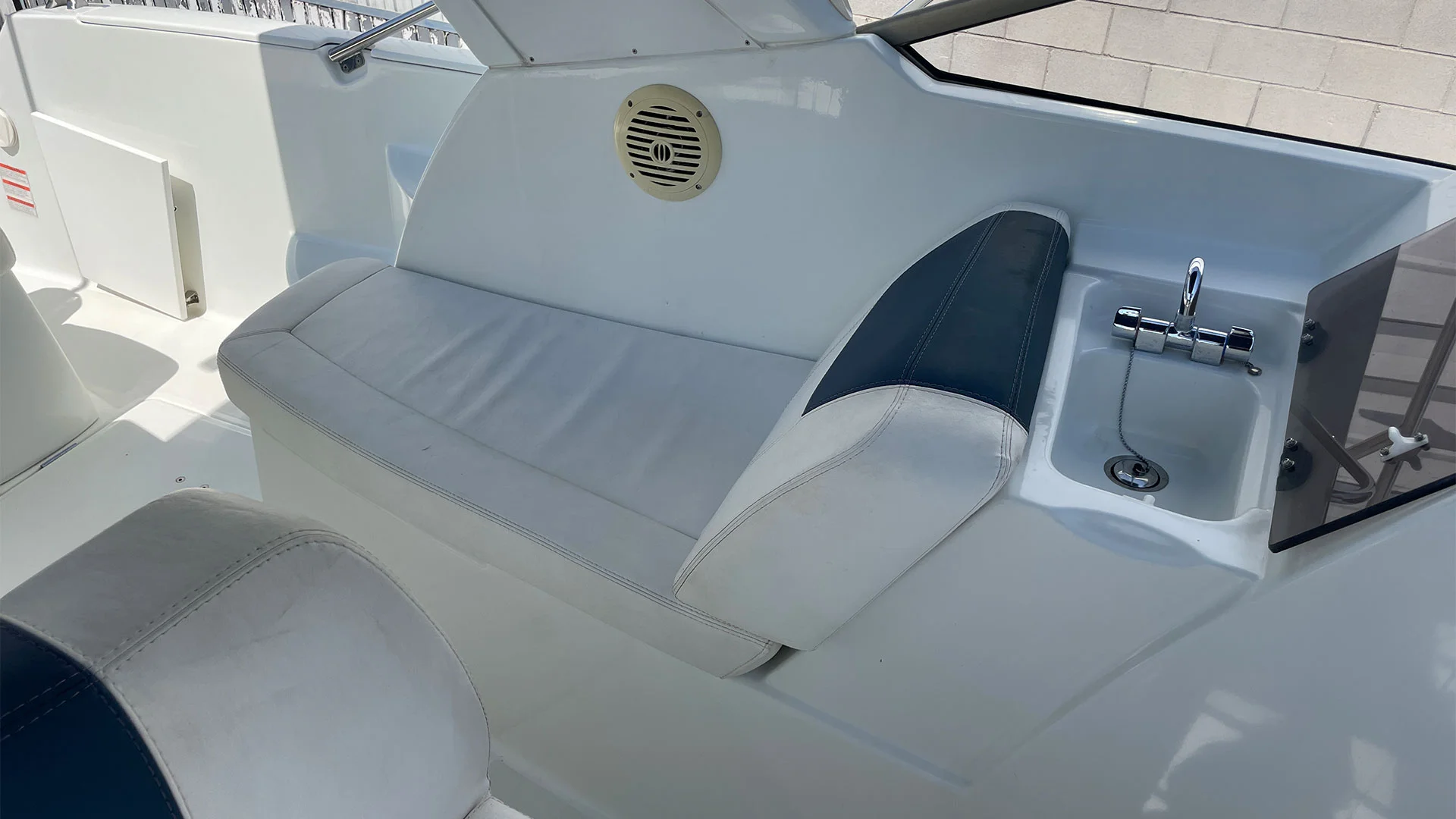 barco-de-segunda-mano-jeanneau-leader-8-tumbona