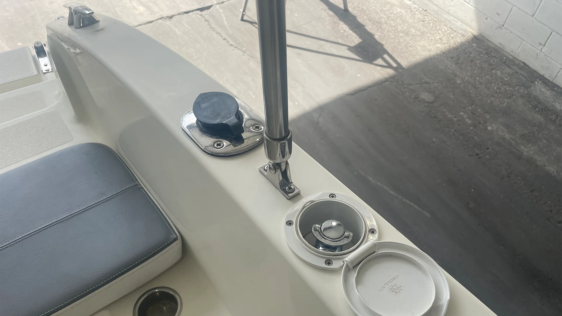 barco-de-segunda-mano-pacific-craft-545-detalle