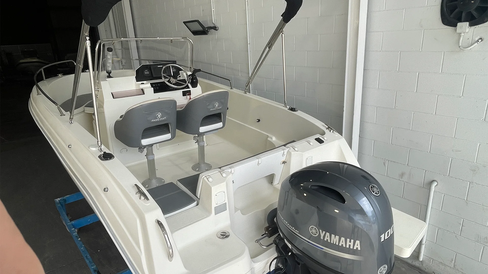 barco-de-segunda-mano-pacific-craft-545-en-stock