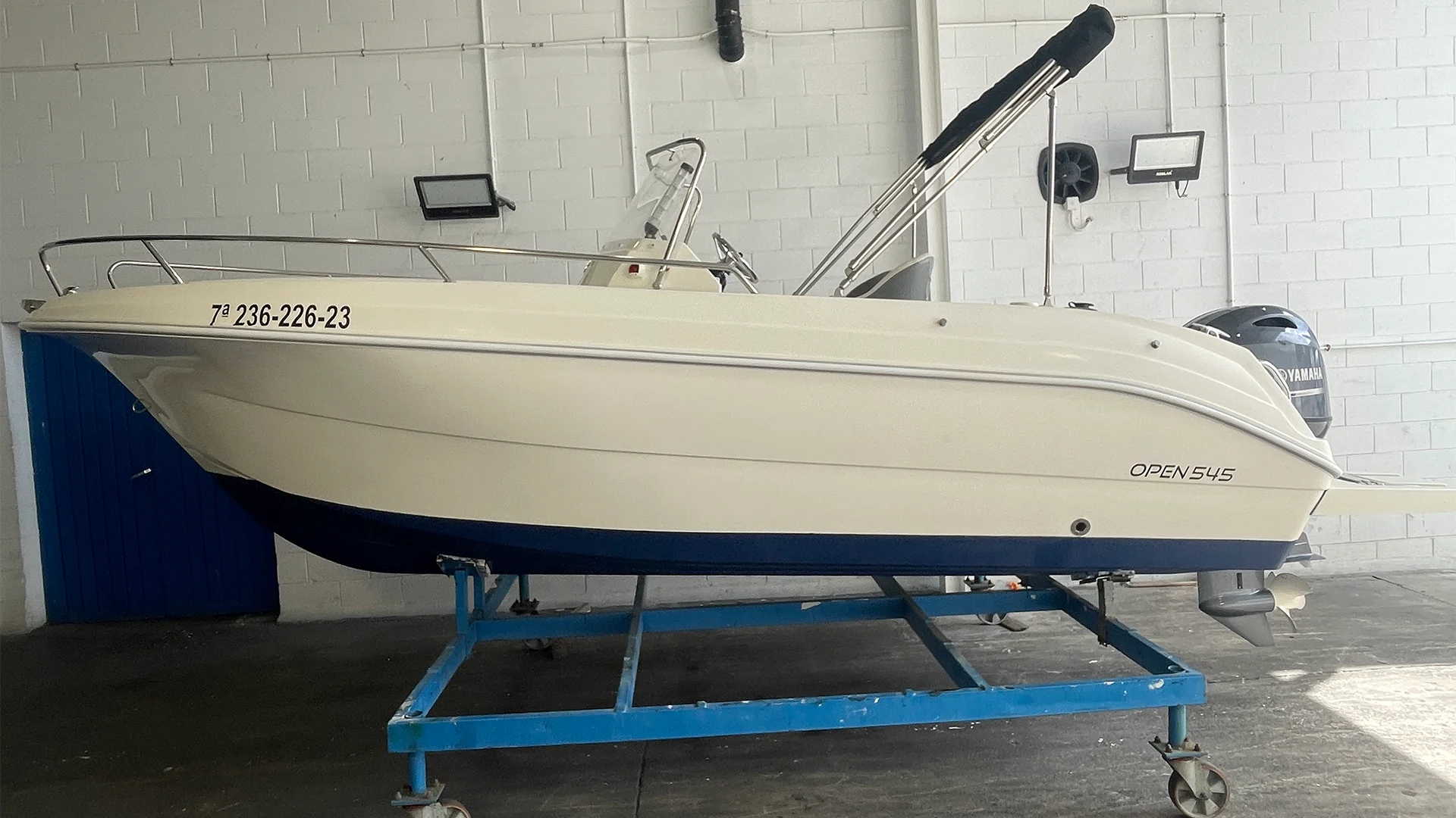 barco-de-segunda-mano-pacific-craft-545-imagen-lateral