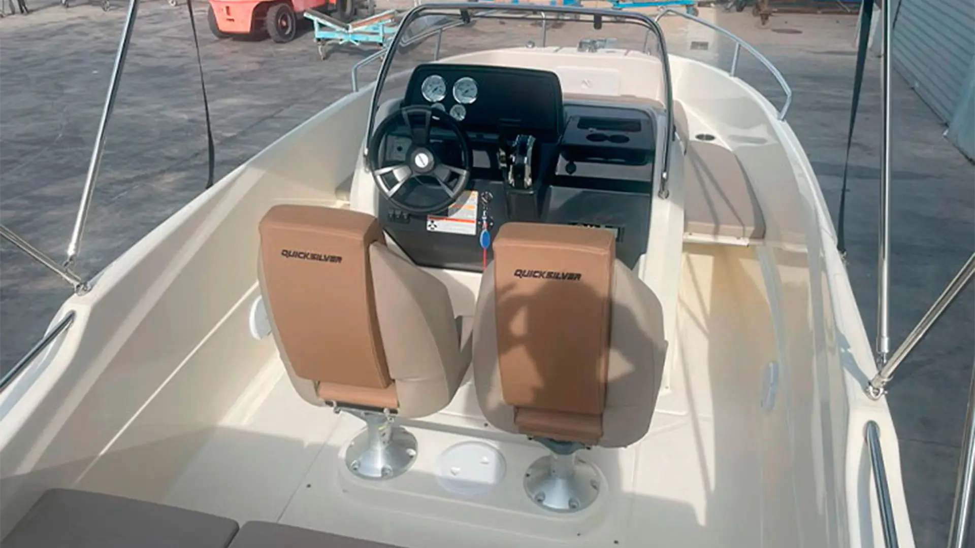 Barco de segunda mano Quicksilver Activ 555 Open - Bañera
