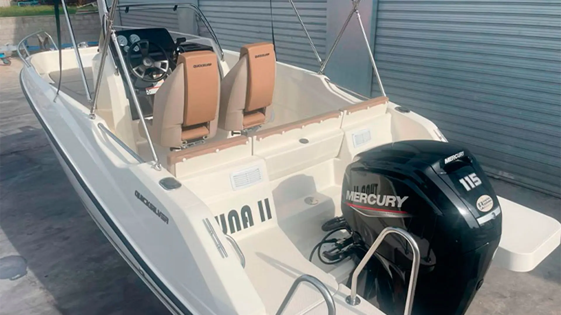 Barco de segunda mano Quicksilver Activ 555 Open - Vista popa